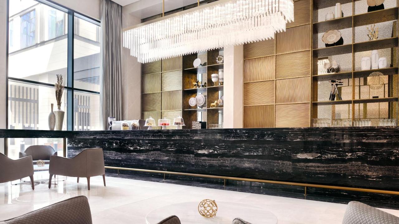 Holiday Inn Dubai Al-Maktoum Airport By Ihg Exterior photo