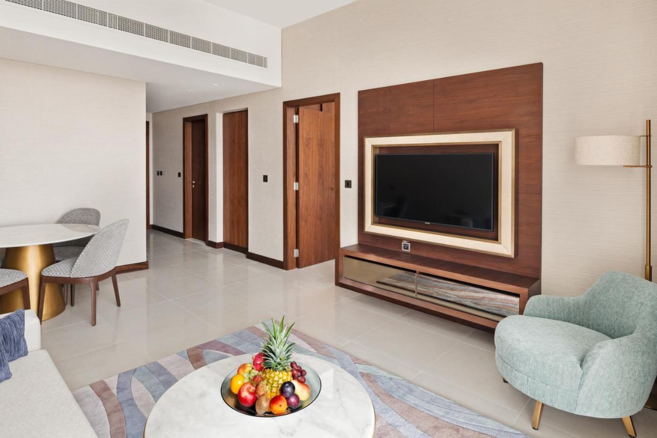 Holiday Inn Dubai Al-Maktoum Airport By Ihg Exterior photo
